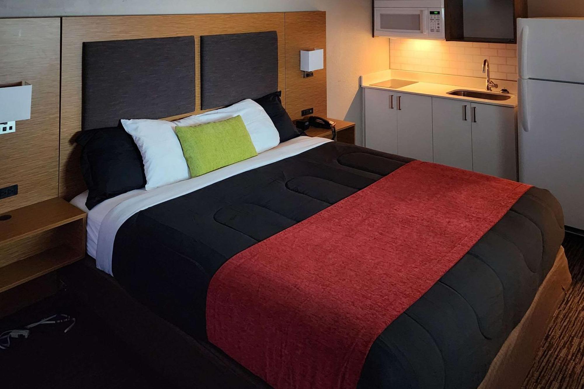 Mainstay Il Hotel