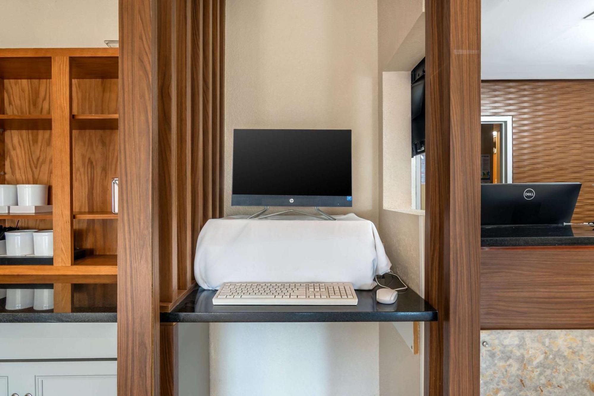 Mainstay Il Hotel